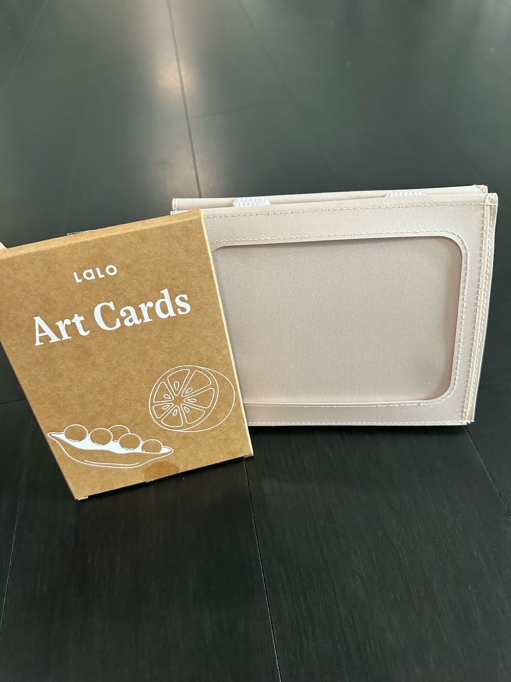 Lalo Art Cards with Beige Card Holder
